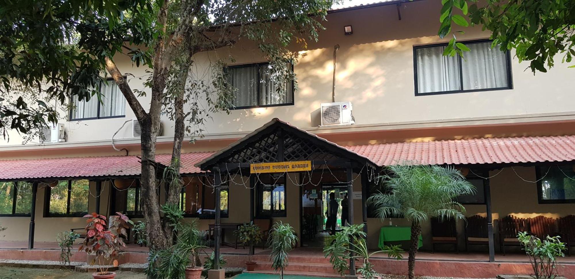 Lumbini Buddha Garden Resort Exterior foto