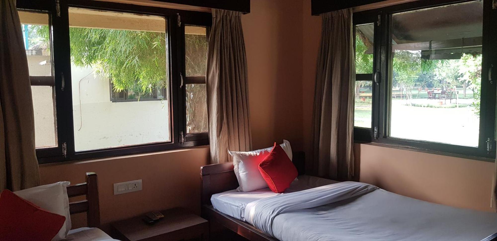 Lumbini Buddha Garden Resort Exterior foto