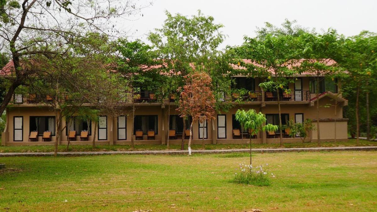 Lumbini Buddha Garden Resort Exterior foto